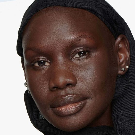 STUDIO FIX FLUID BASE NW65